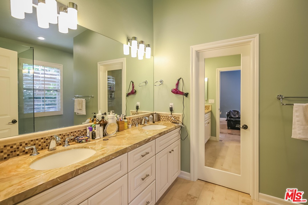 Shade Tree Irvine, CA 92603 - Photo 18 of 47