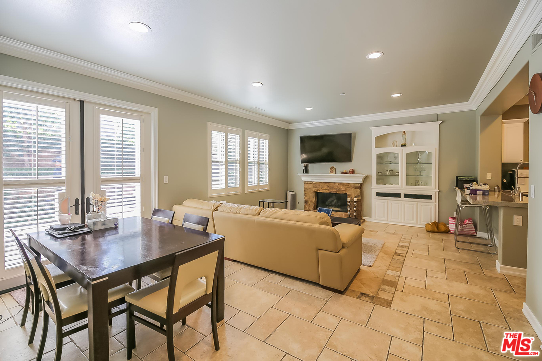 Shade Tree Irvine, CA 92603 - Photo 22 of 47