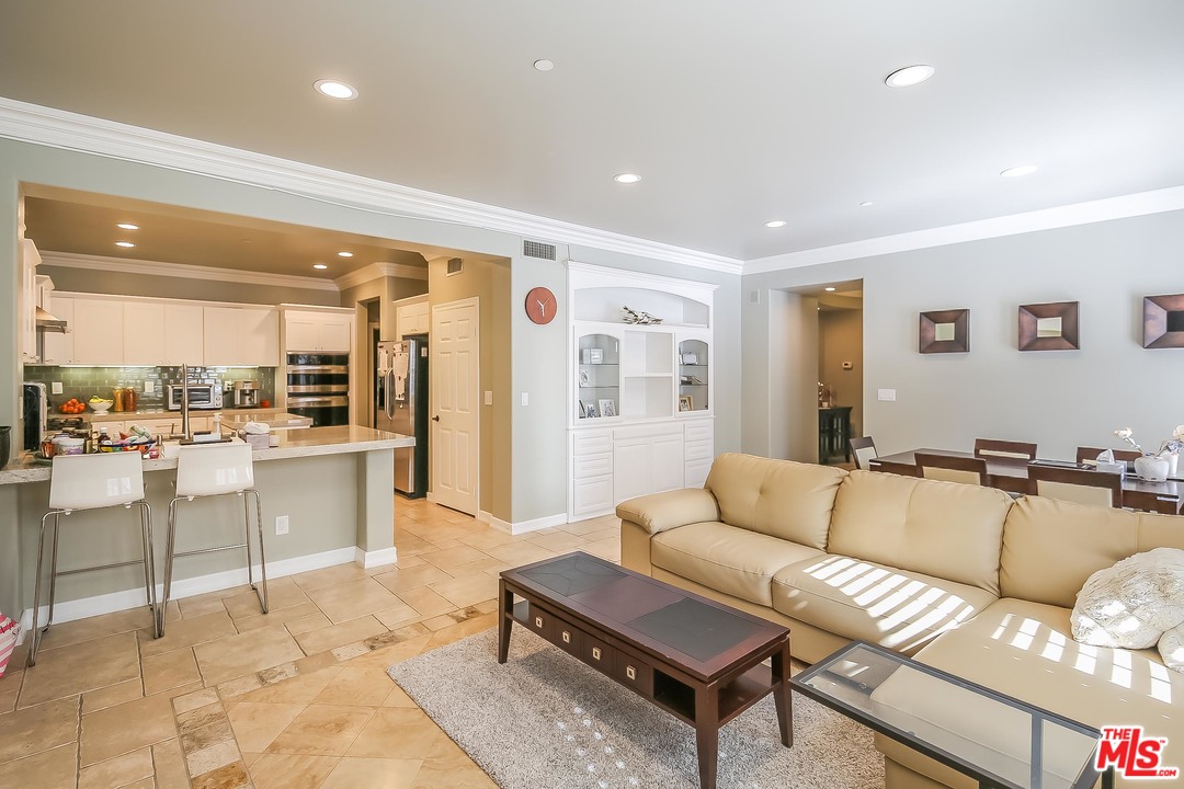 Shade Tree Irvine, CA 92603 - Photo 25 of 47