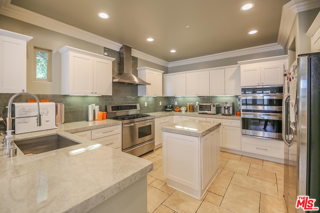 Shade Tree Irvine, CA 92603 - Photo 27 of 47