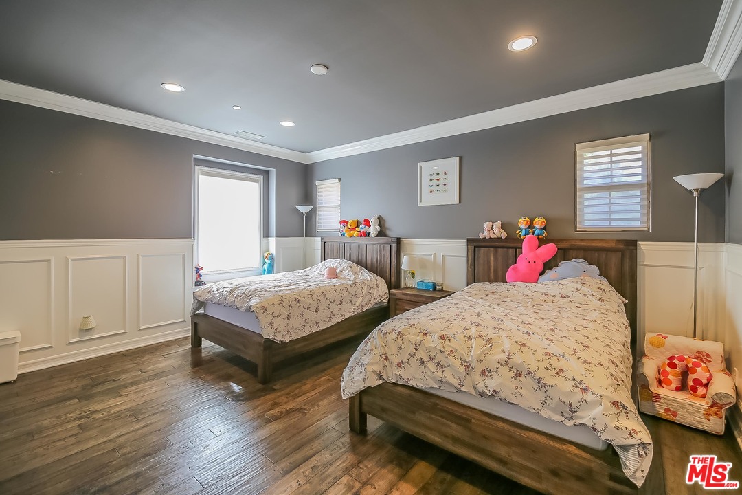 Shade Tree Irvine, CA 92603 - Photo 34 of 47