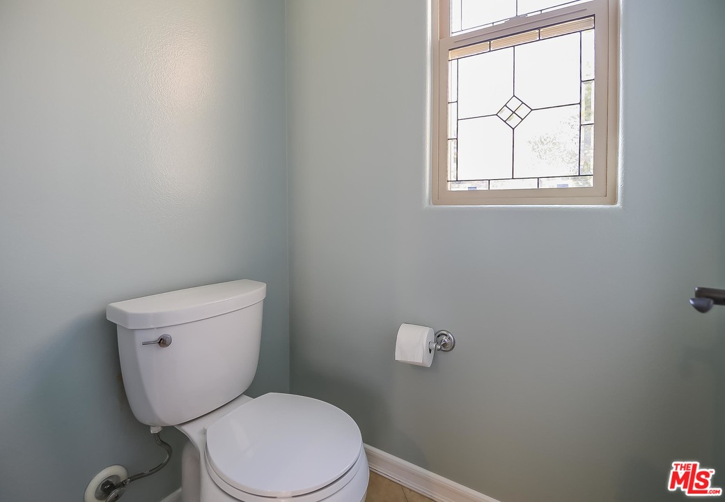 Shade Tree Irvine, CA 92603 - Photo 40 of 47