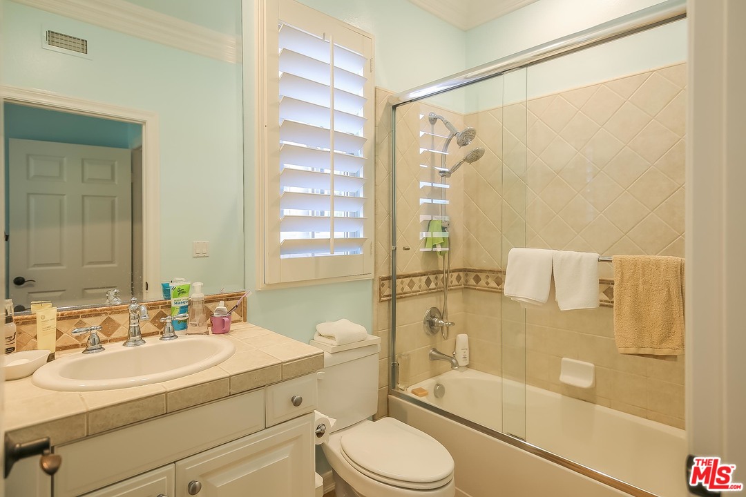 Shade Tree Irvine, CA 92603 - Photo 44 of 47