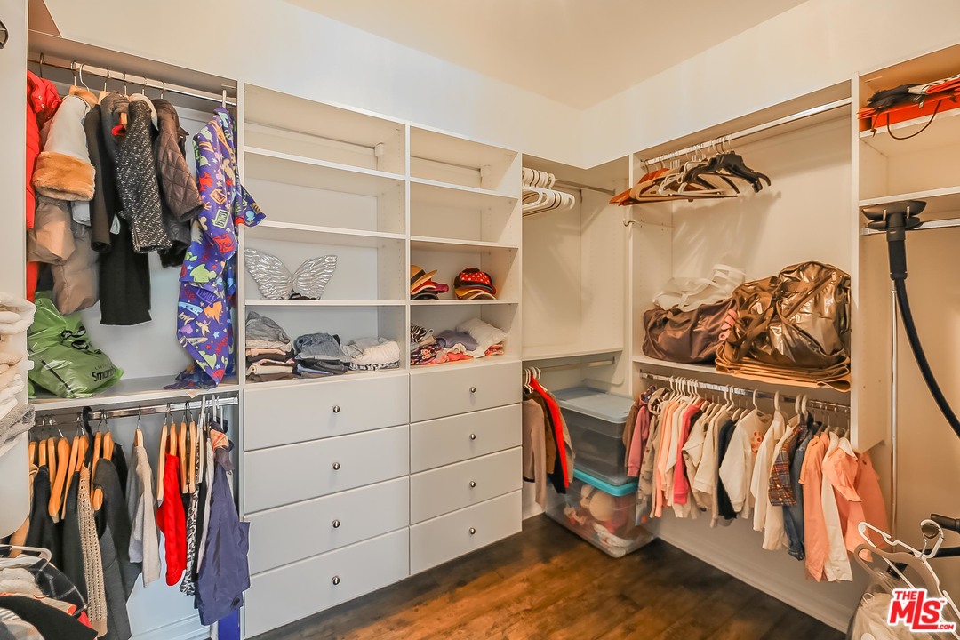 Shade Tree Irvine, CA 92603 - Photo 45 of 47