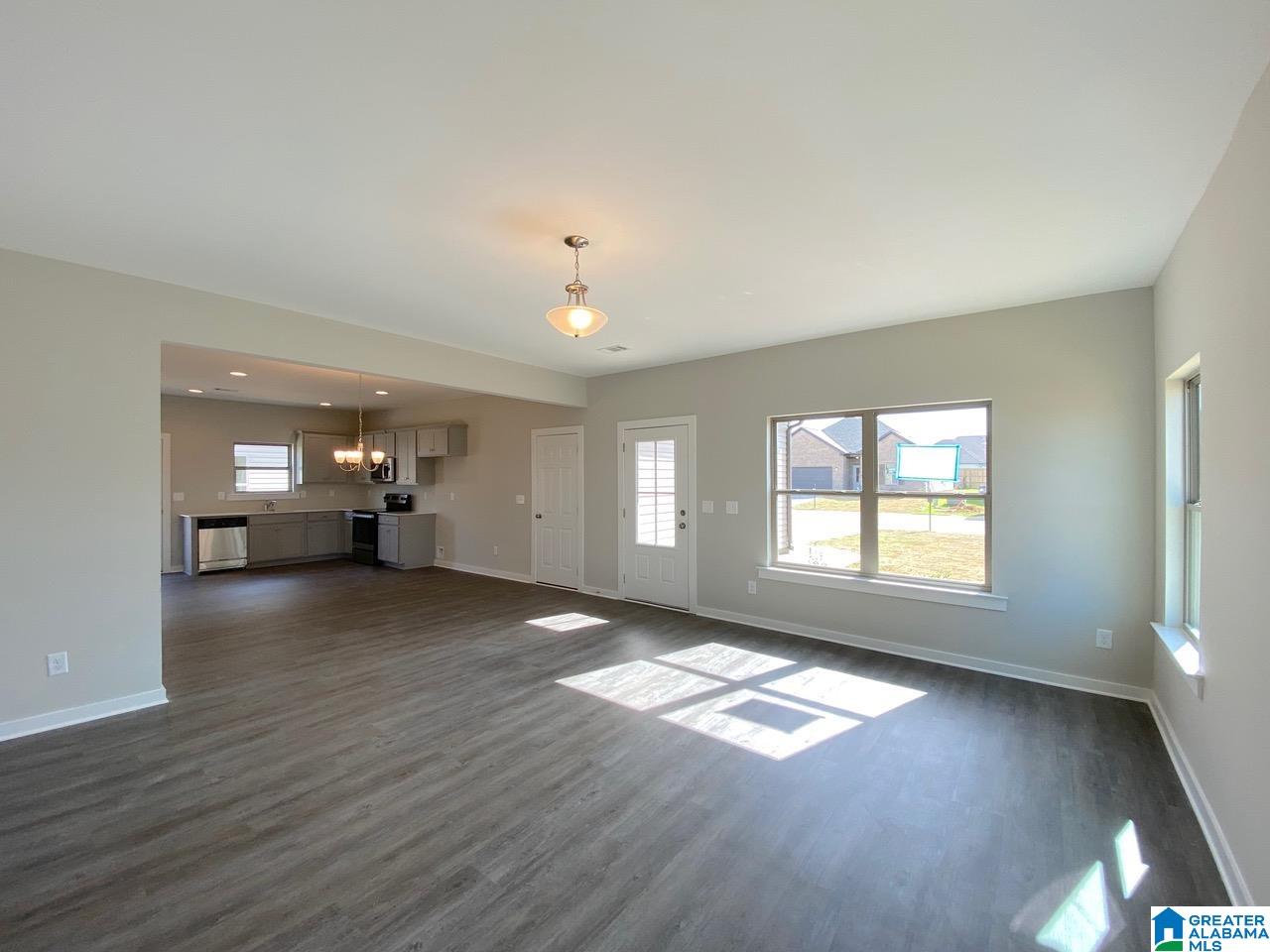 81 Granvil Way Weaver, AL 36277 - Photo 6 of 28
