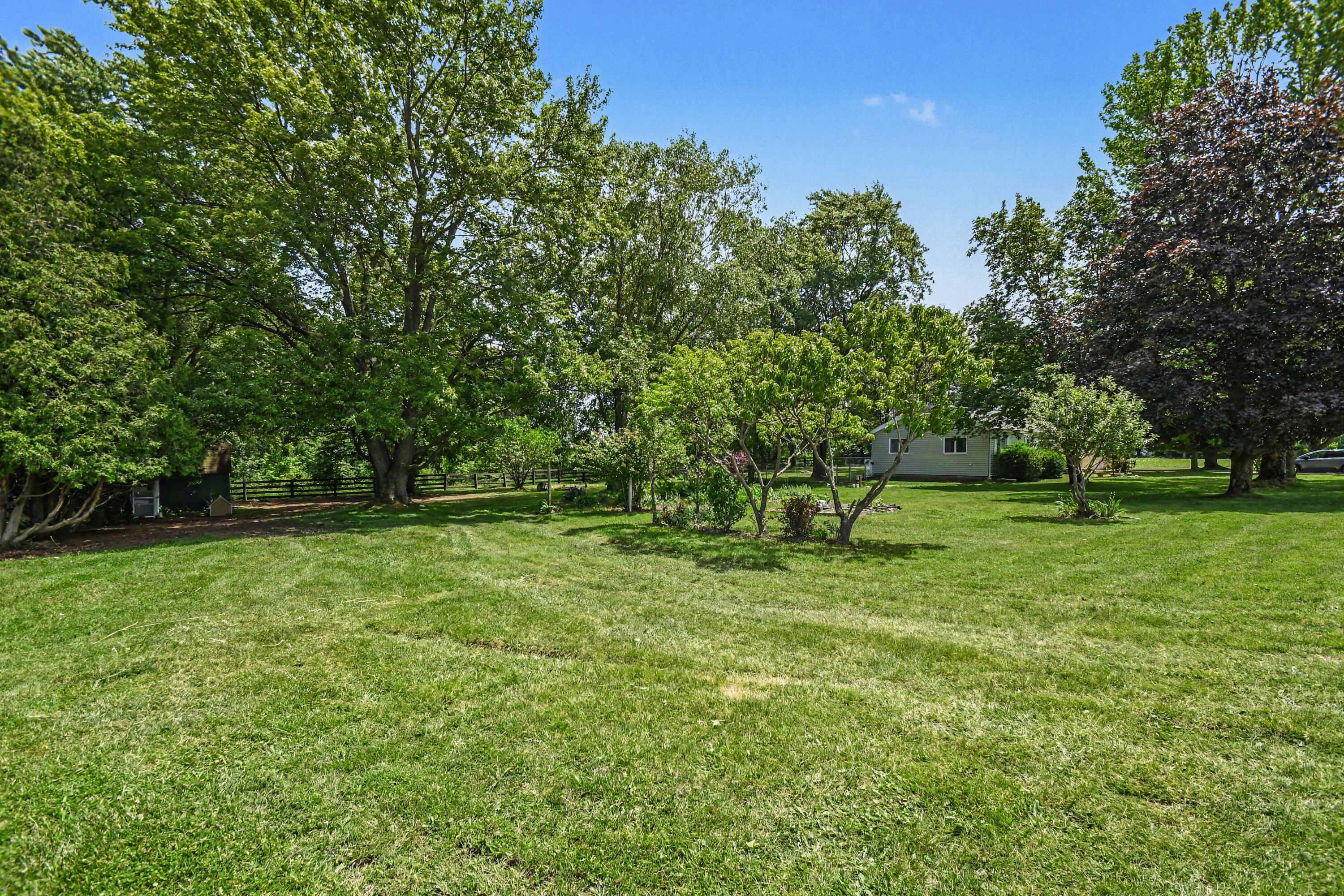 3421 Wyant Road Niles, MI 49120 - Photo 25 of 32 Backyard