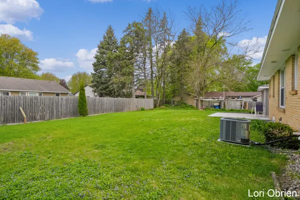 $365,000 | 7487 Lupine Avenue, Jenison, MI 49428