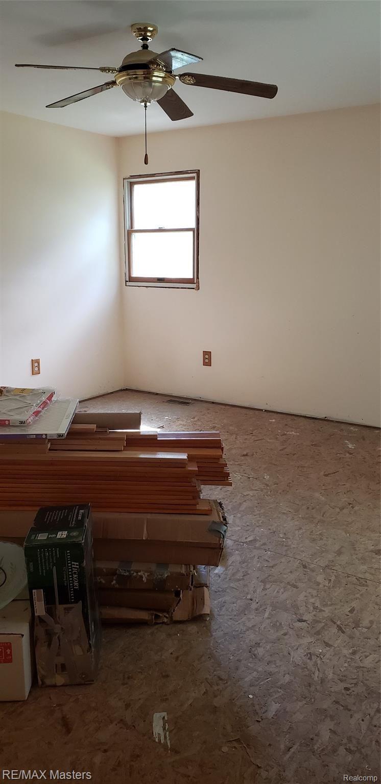 14867 Monroe Road Flat Rock, MI 48134 - Photo 24 of 31 20200718_162431.jpg