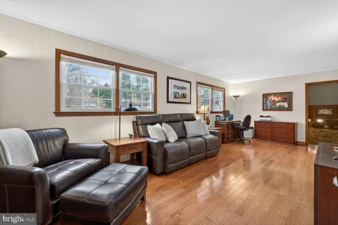 $639,900 | 8261 Hawkins Creamery Road, Gaithersburg, MD 20882