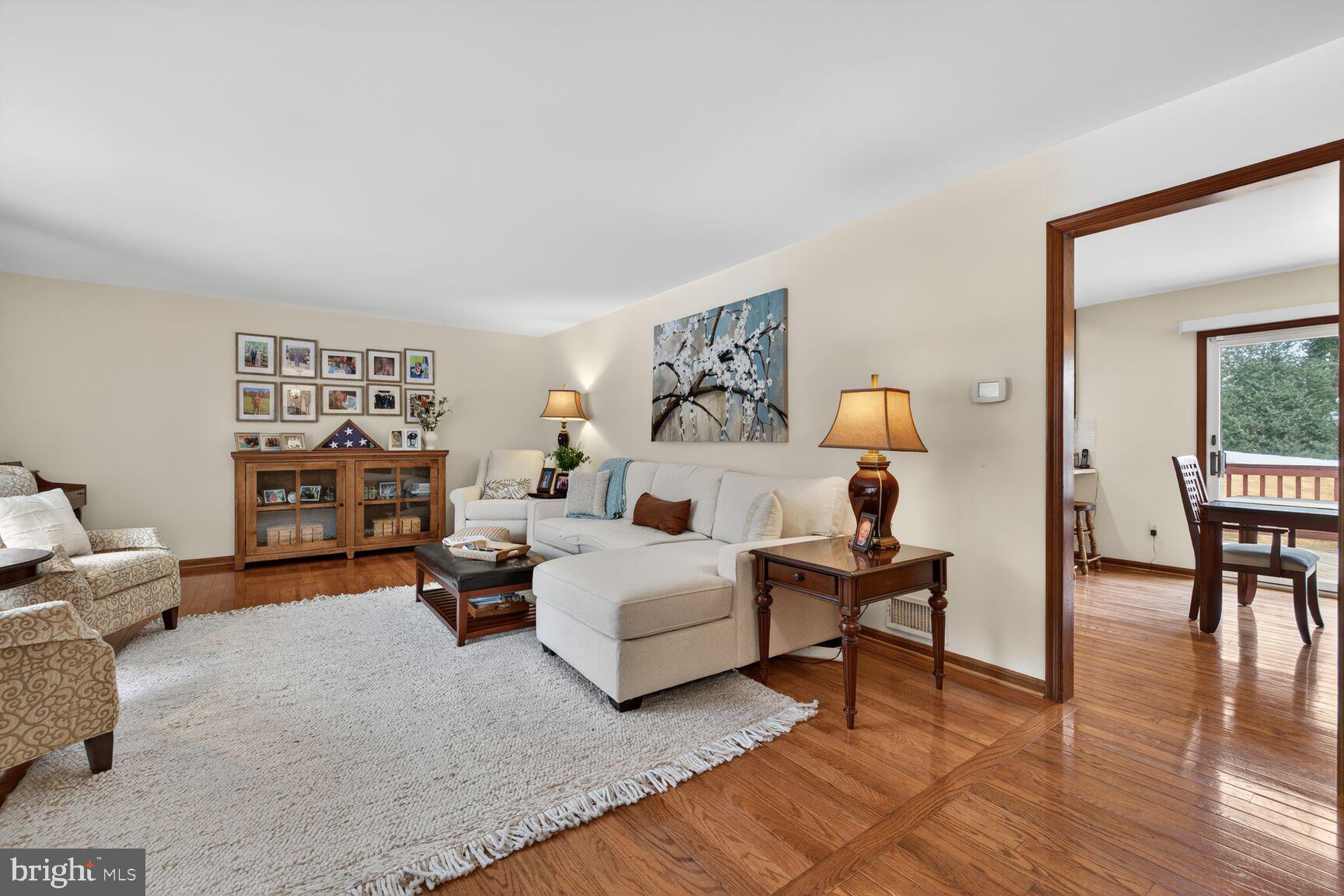 8261 Hawkins Creamery Road Gaithersburg, MD 20882 - Photo 4 of 30