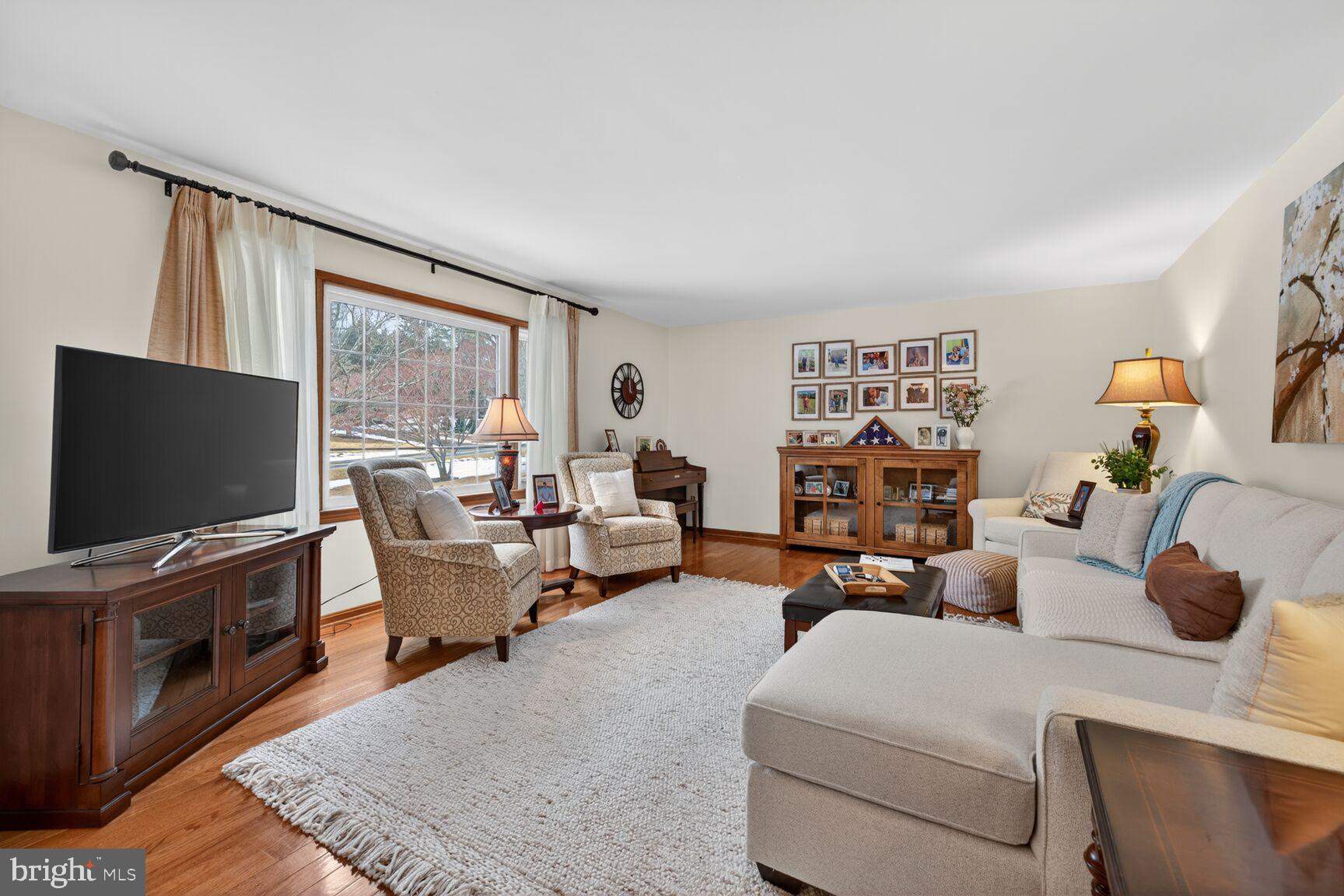 8261 Hawkins Creamery Road Gaithersburg, MD 20882 - Photo 5 of 30