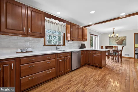 $639,900 | 8261 Hawkins Creamery Road, Gaithersburg, MD 20882