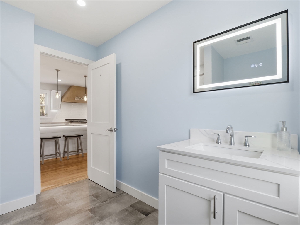 65 Little Turnpike Road Shirley, MA 01464 - Photo 18 of 40