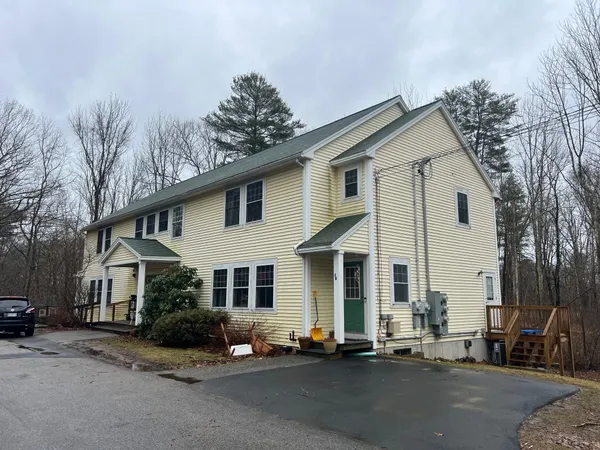 $1,900 | 3 B Gordon Court, York, ME 03909