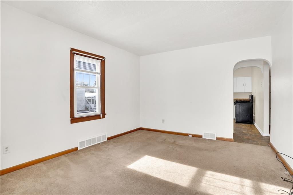 2065 Brodhead Road Aliquippa, PA 15001 - Photo 5 of 17