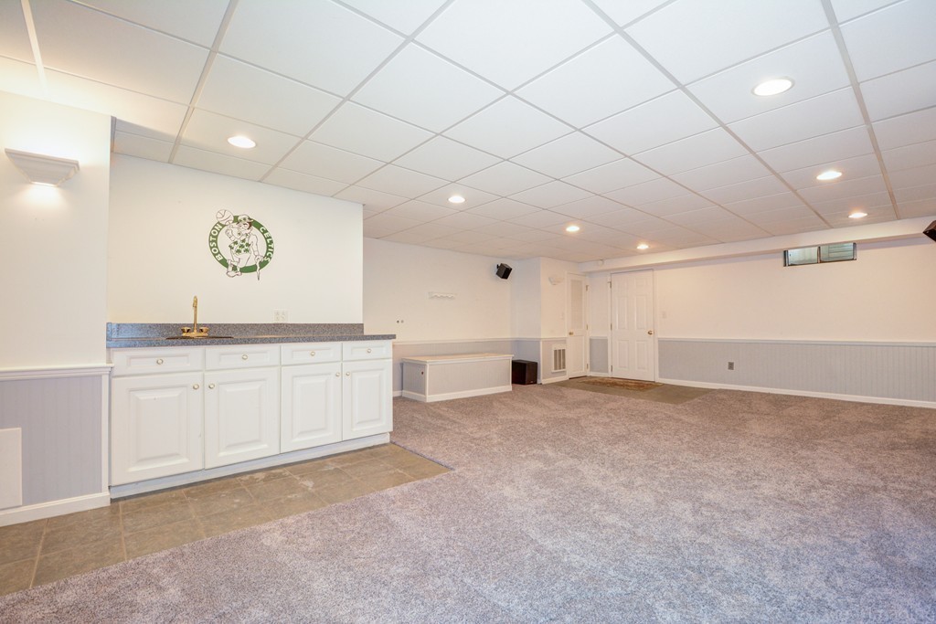22 Wayside Road Westborough, MA 01581 - Photo 20 of 30 Gallery Image 20