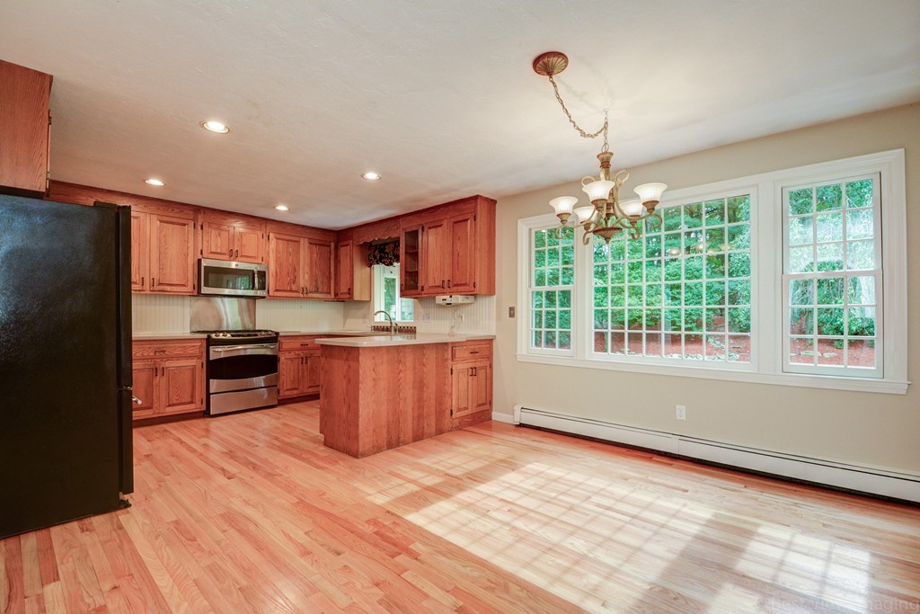 22 Wayside Road Westborough, MA 01581 - Photo 7 of 30 Gallery Image 7