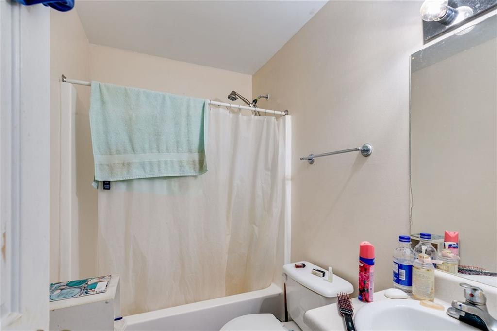 80 Jacob Trail Rockmart, GA 30153 - Photo 16 of 24 a bathroom with a sink toilet and shower