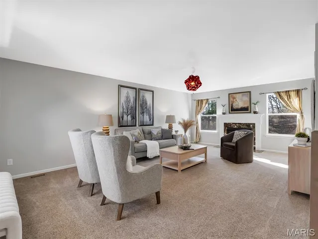 $325,000 | 6727 Eagles View Drive, Pacific, MO 63069