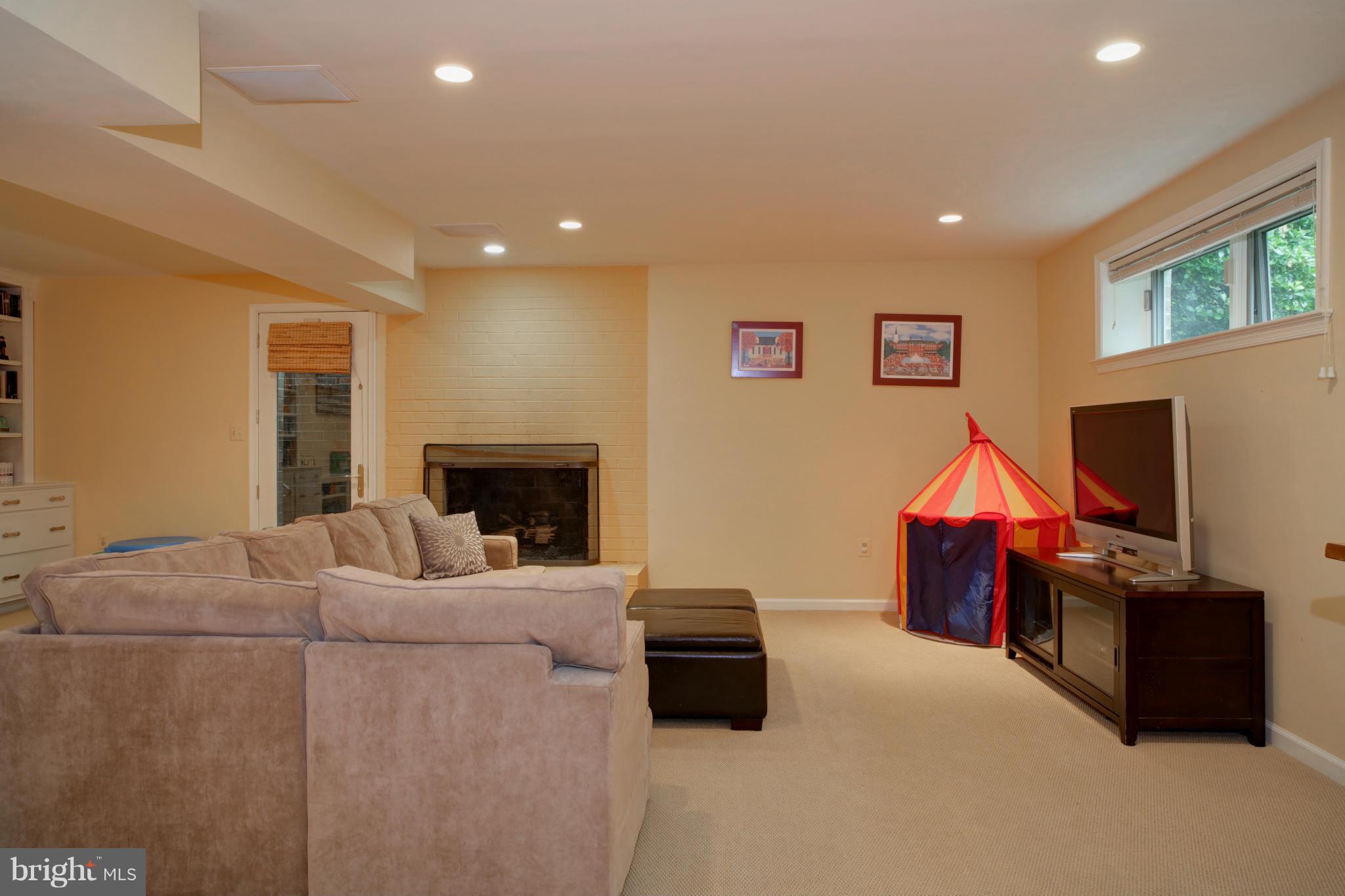 12200 Dark Star Court Reston, VA 20191 - Photo 20 of 24 Basement