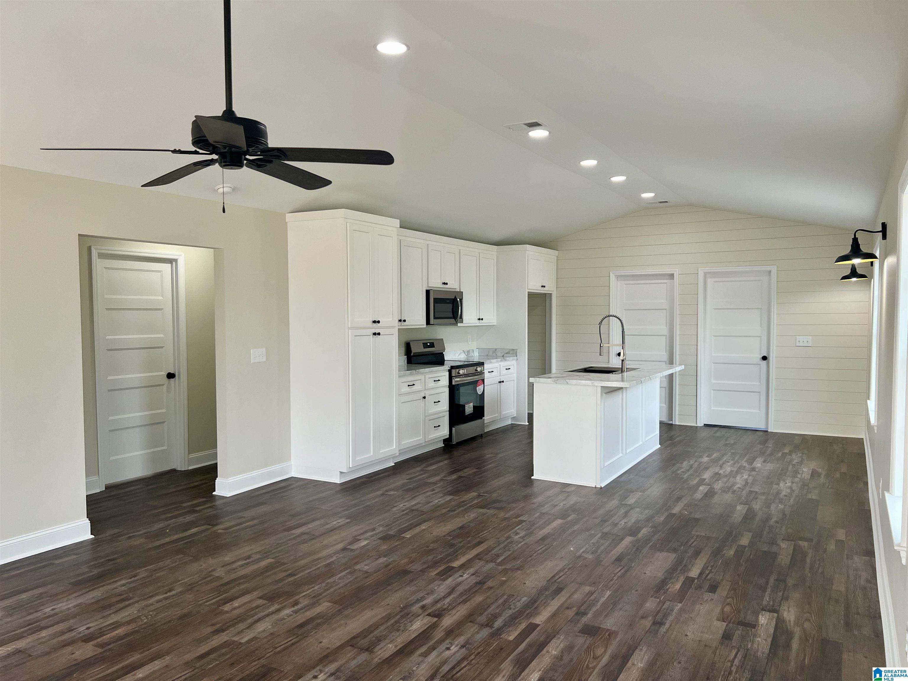 138 Pan Creek Road Baileyton, AL 35019 - Photo 4 of 31