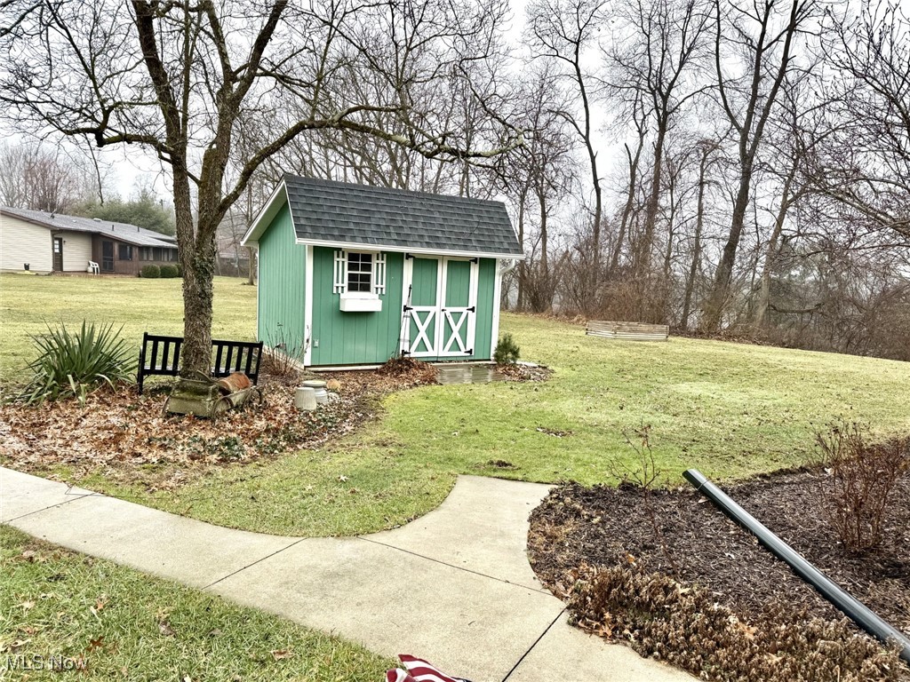 8431 Ash Drive Southwest Sherrodsville, OH 44675 - Photo 16 of 17