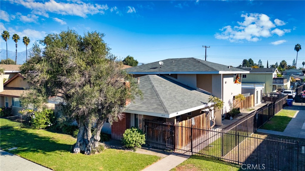 2430 Angela Street Pomona, CA 91766 - Photo 3 of 23