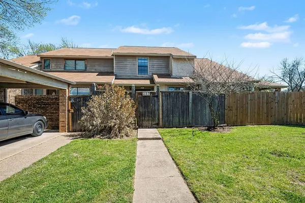 $125,000 | 237 Shady Ln Drive, Fort Worth, TX 76112