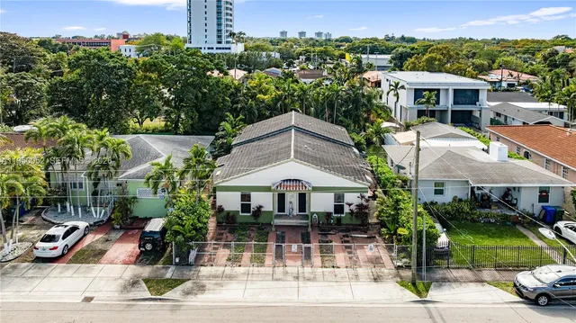 $1,220,000 | 1428 Southwest 20th Street, Miami, FL 33145