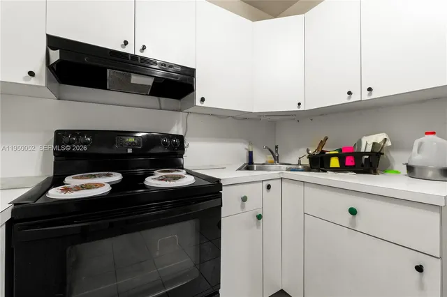 $1,220,000 | 1428 Southwest 20th Street, Miami, FL 33145