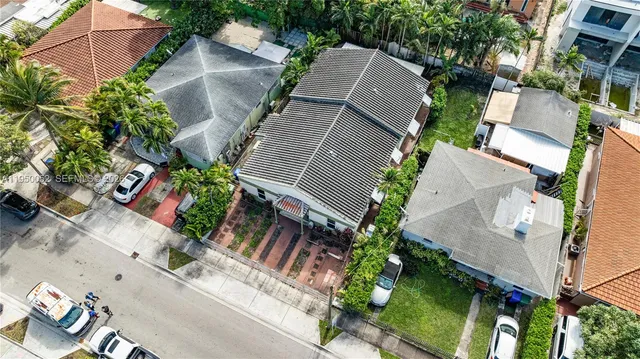 $1,220,000 | 1428 Southwest 20th Street, Miami, FL 33145