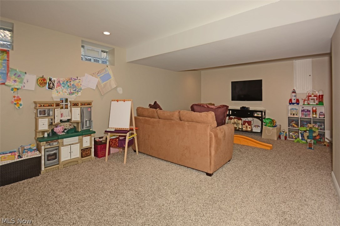 28307 Knickerbocker Road Bay Village, OH 44140 - Photo 29 of 35 Gallery Image 29