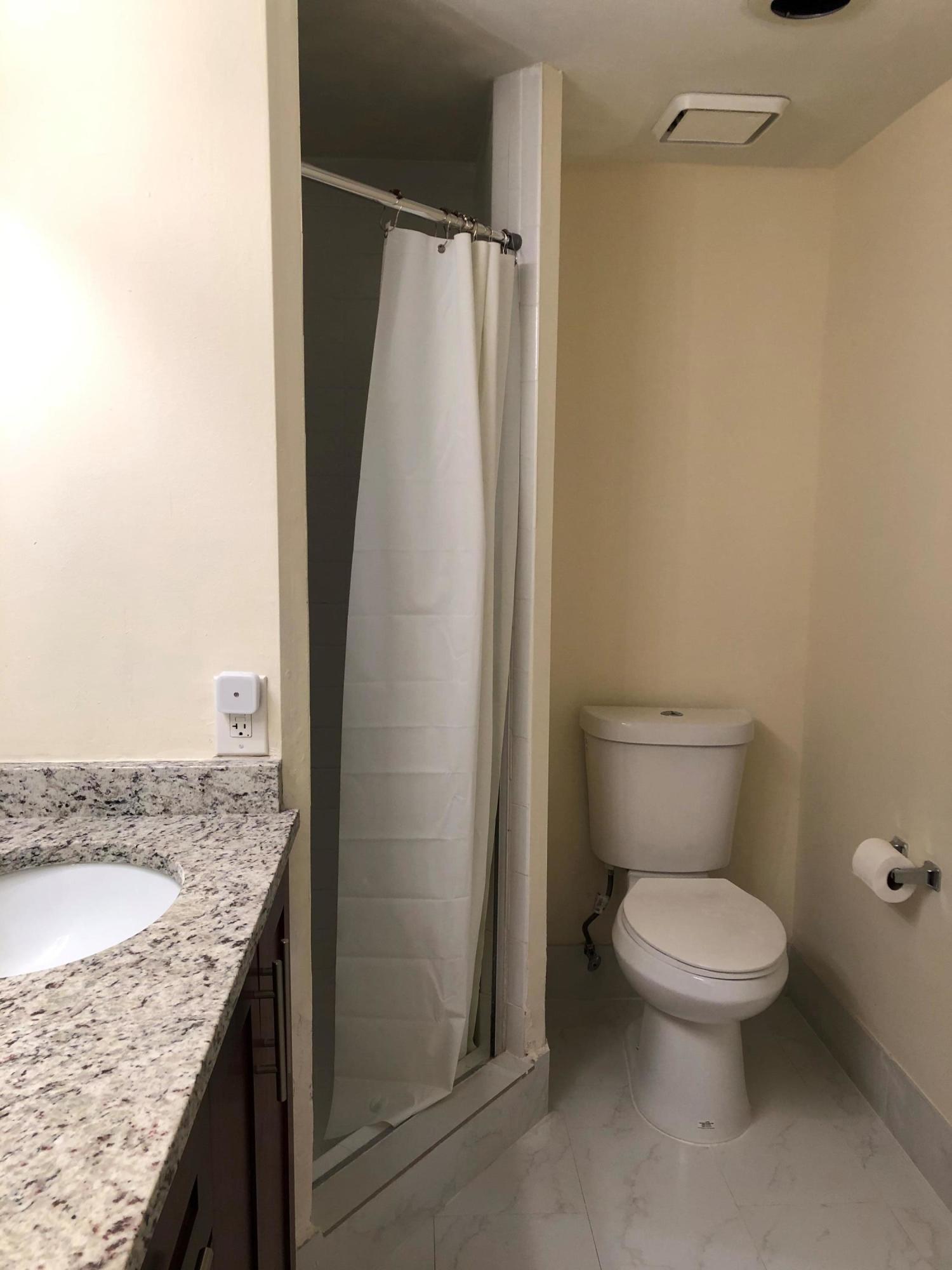 8556 Boca Rio Drive Boca Raton, FL 33433 - Photo 15 of 21 Masterbath1