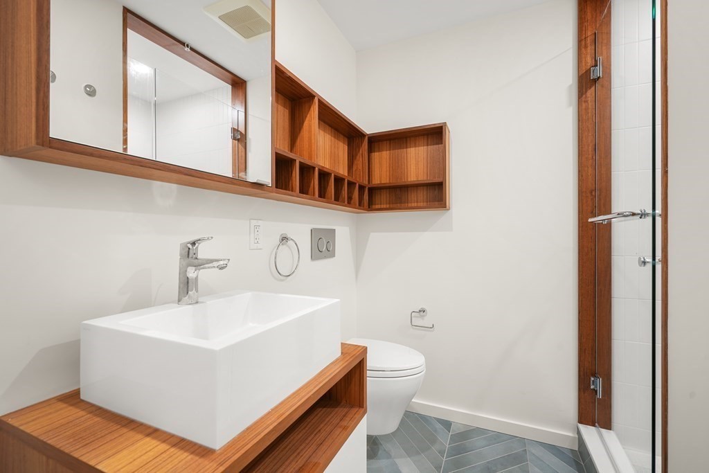 50 Rutland Square, Unit PH5 Boston, MA 02118 - Photo 17 of 33 Gallery Image 17