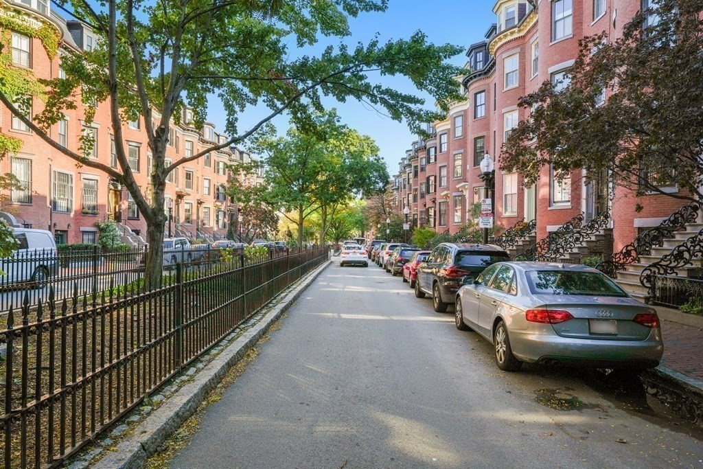 50 Rutland Square, Unit PH5 Boston, MA 02118 - Photo 31 of 33 Gallery Image 31