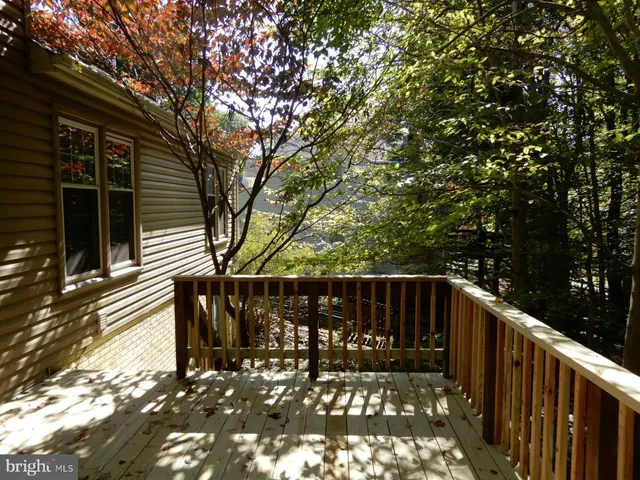 $4,000 | 7014 Maple Tree Lane, Springfield, VA 22152