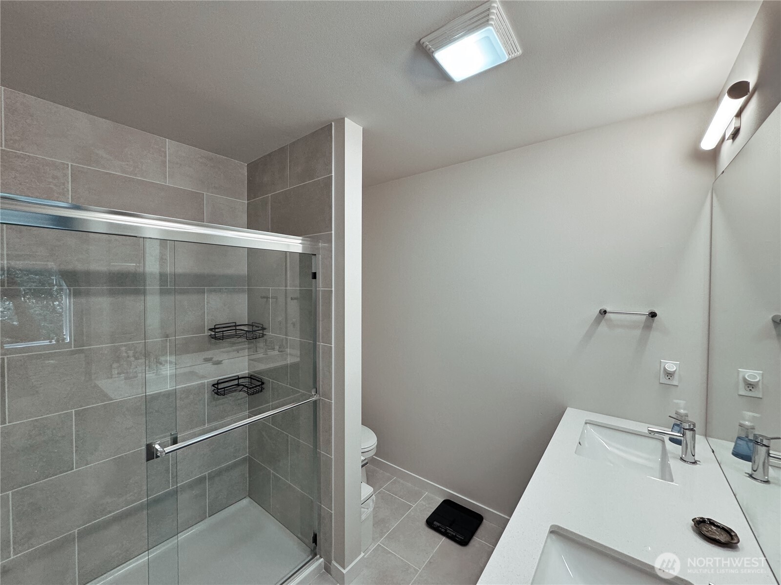 1820 201st Place Southeast, Unit A5 Bothell, WA 98012 - Photo 24 of 27