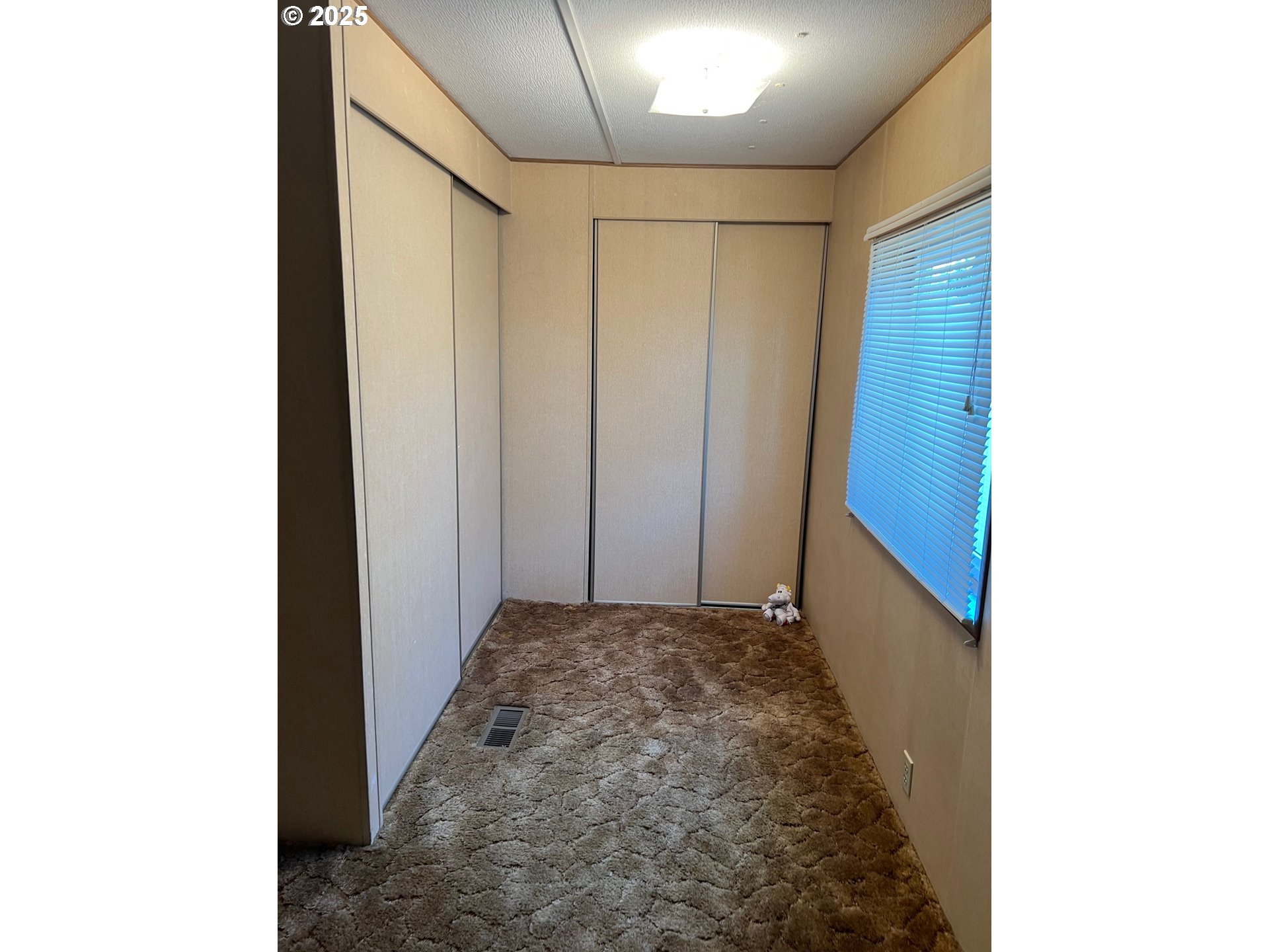 2150 Laura Street, Unit 119 Springfield, OR 97477 - Photo 15 of 19 Bedroom