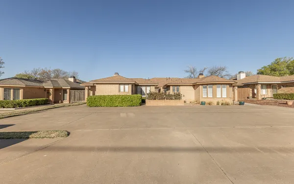 $215,000 | 8618 Memphis Avenue, Unit B, Lubbock, TX 79423