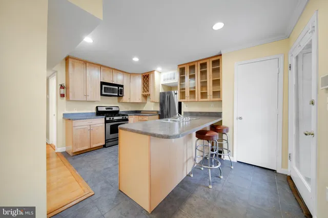$2,200 | 1337 Kearny Street Northeast, Washington, DC 20017