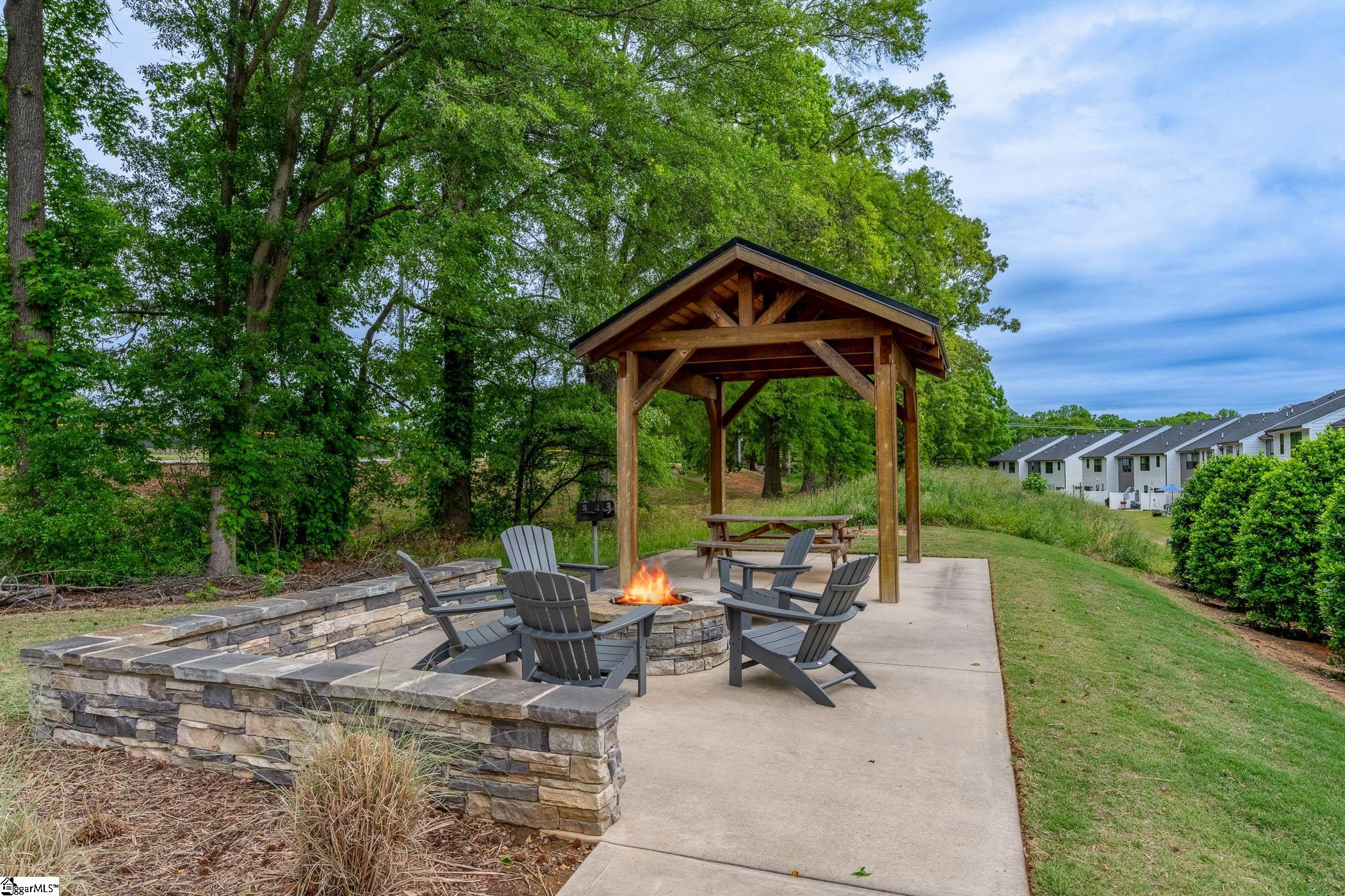 61 Connaught Court Mauldin, SC 29662 - Photo 4 of 39
