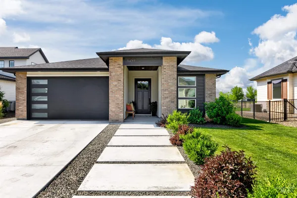 $739,900 | 6299 Chateau Court, Star, ID 83669