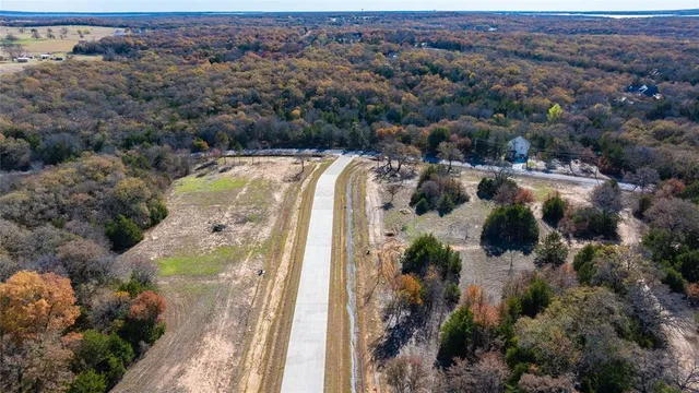 $199,900 | 3 Shady Oak Ln Valley View, Valley View, TX 76272