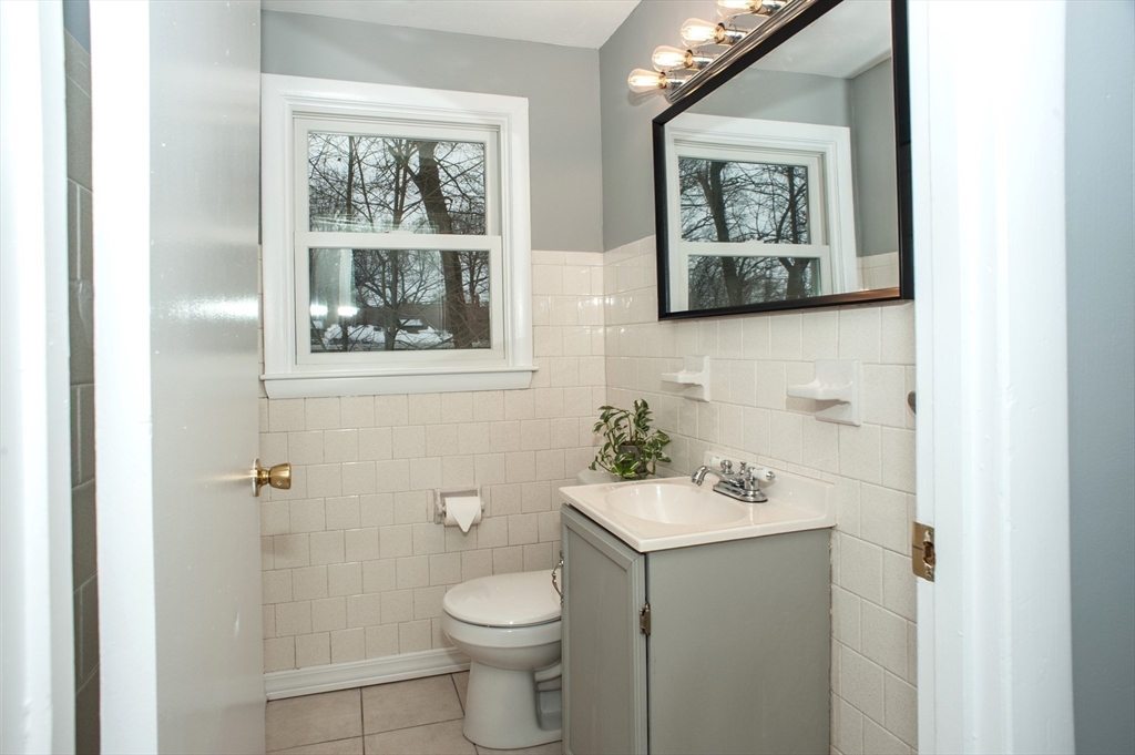 34 Ivernia Road Worcester, MA 01606 - Photo 22 of 31 Gallery Image 22
