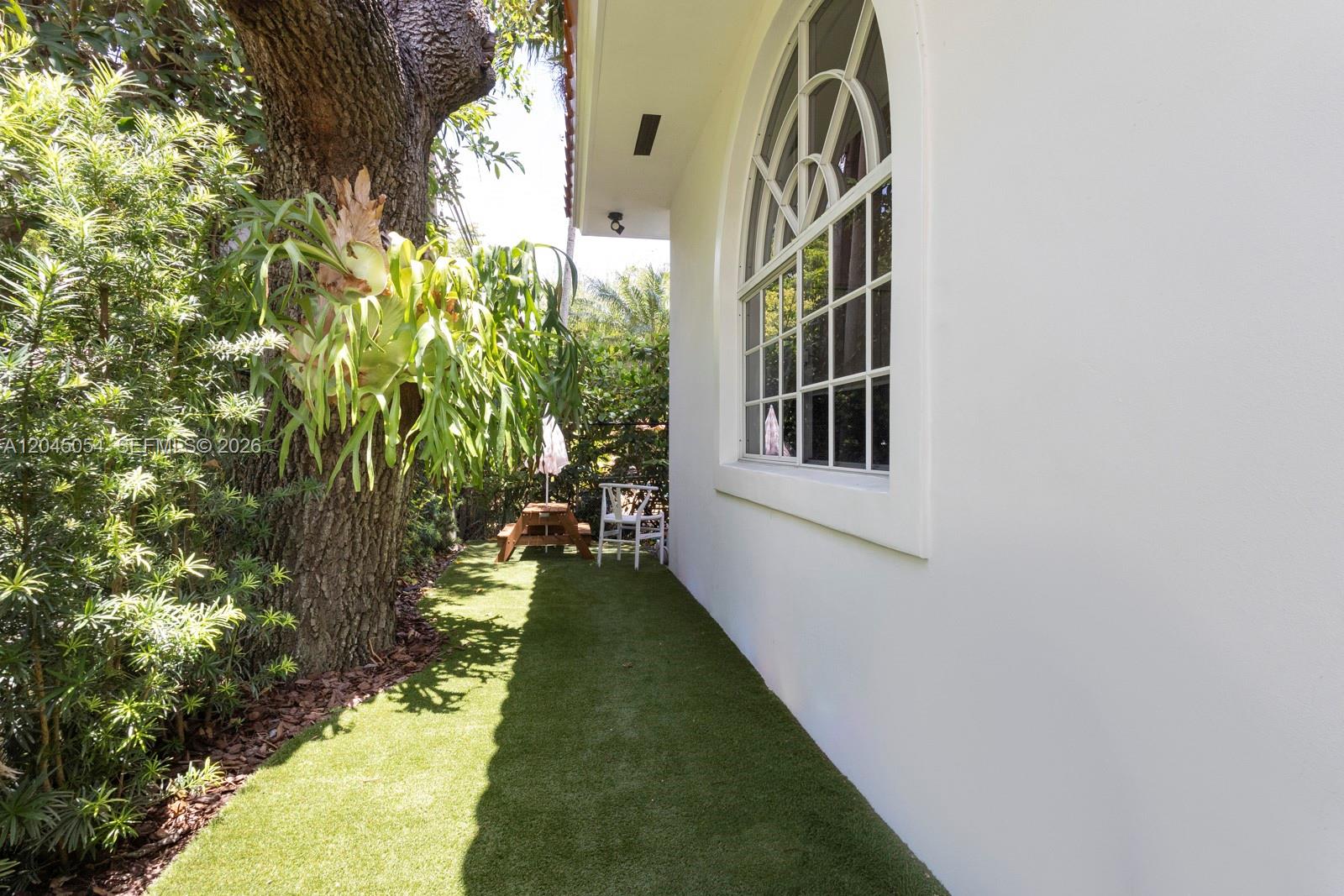 3908 Anderson Road Coral Gables, FL 33134 - Photo 14 of 25