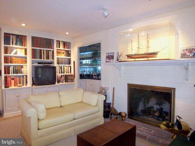 4411 Boxwood Road Bethesda, MD 20816 - Photo 18 of 26 Family Room #2