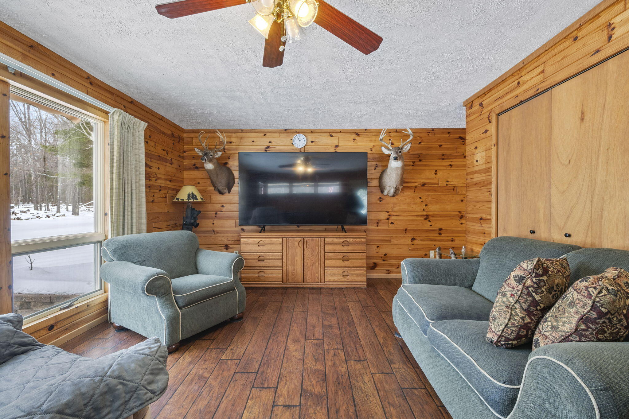 971 Ranch Road Indian River, MI 49749 - Photo 5 of 51 Gallery Image 5