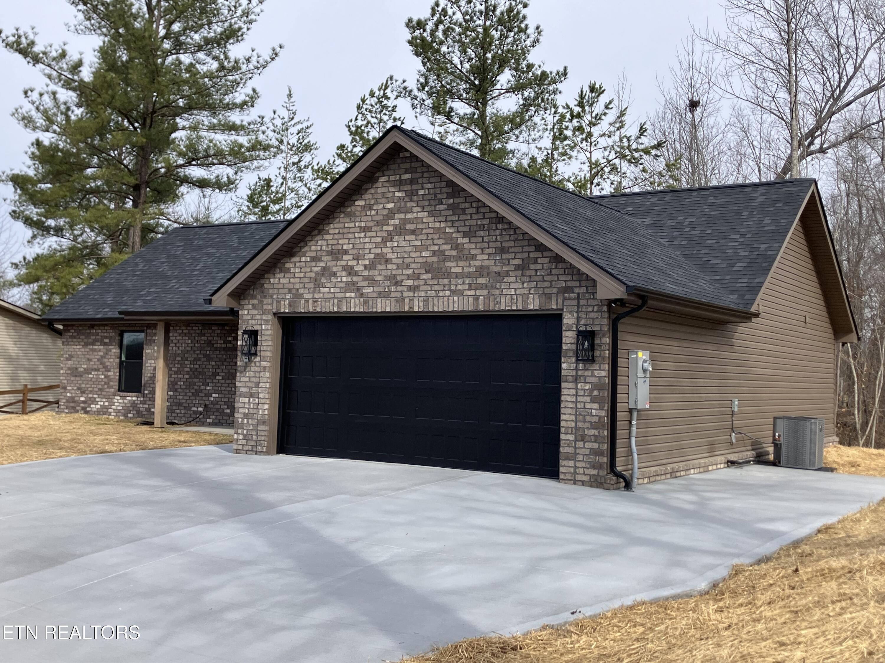 329 Timber Creek Road Maynardville, TN 37807 - Photo 2 of 41 IMG_5779 (5)