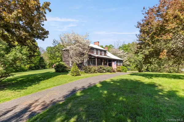 $649,900 | 2056 Highway 17K, Montgomery, NY 12549