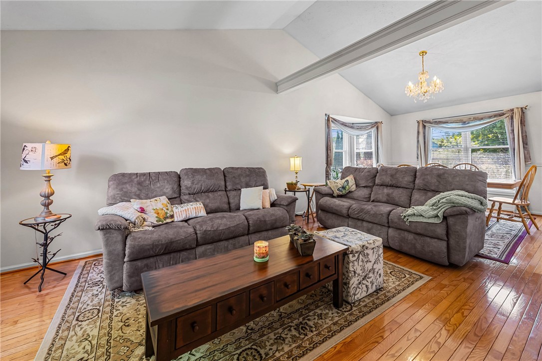 1052 Hard Rock Road Webster, NY 14580 - Photo 7 of 45